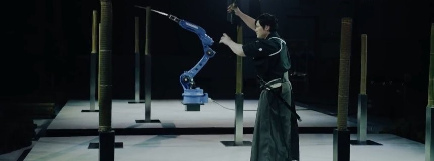 ربات ژاپنی جنگ با شمشیر را می آموزد