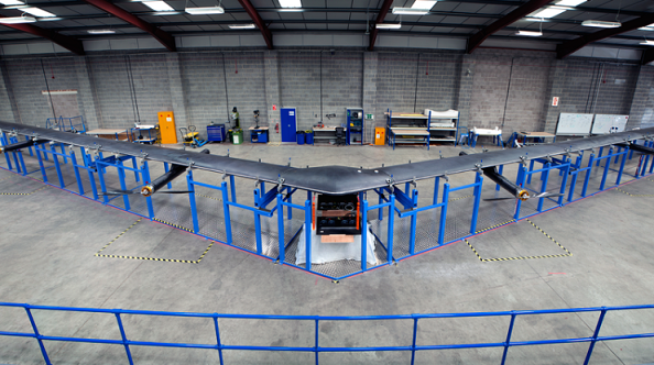 فیس بوک هواپیمای غول آسای خورشیدی خود را به منظور ارائه خدمات اینترنتی ساخته است