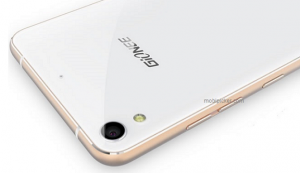 از دیگر مشخصه های این گوشی کاملا باریکِ 6.45 میلی متری می توان به پشتیبانی از ارتباطات 4G LTE، دو سیم کارته بودن و همچنین قابلیت آماده به کار دوگانه اشاره کرد. انتظار می رود که قیمت این گوشی در محدوده 300 دلاری (با دلار 3300 تومانی، در محدوده 1 میلیون تومانی) قرار داشته باشد. در زیر می توانید شاهد تصاویر بیشتری از این گوشی جدید جیونی باشید.