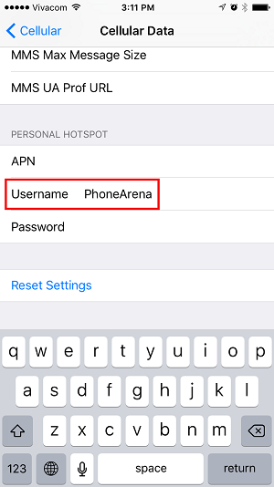 5. به ناحیه ی Personal Hotspot بروید. یک نام کاربری (Username) وارد کنید (شما می توانید یک APN و بعد از آن هم یک رمز عبور اضافه کنید) و بازگردید.