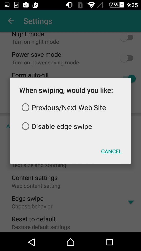 قابلیت "Edge swip" به کاربر امکان اسکرول بین صفحات قبلی را به سادگی با کشیدن لبه صفحه نمایش به چپ و راست فراهم می کند