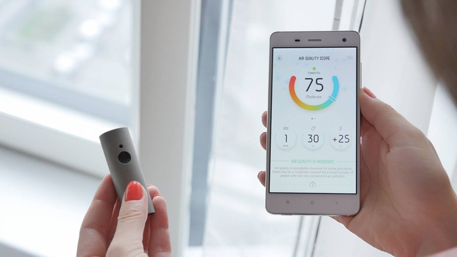 Atmotube را می توانید برای تشخیص آلودگی هوا با خود حمل کنید