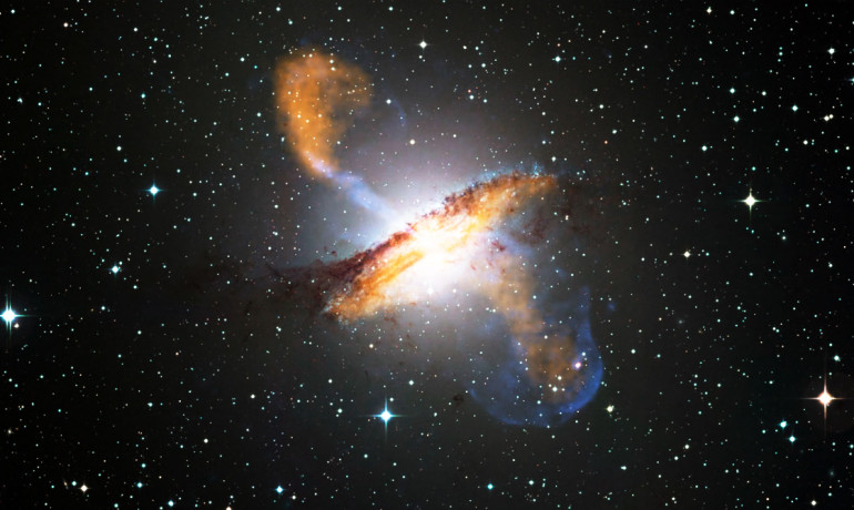 برای اولین بار یک سیاهچاله ستاره ای را بلعید