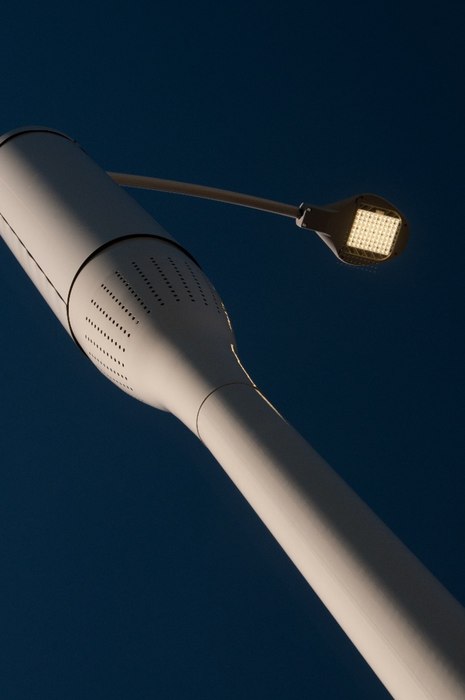با استفاده از تکنولوژی روشنایی خیابان SmartPole، در هر مکانی سیگنال های بهتری دریافت خواهید کرد