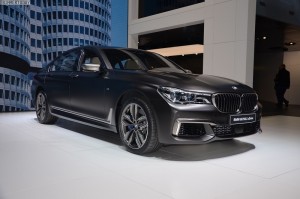 بی ام دبلیو M760Li