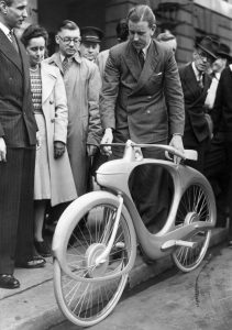 اسپیس لندر، دوچرخه ای آینده نگرانه در سال 1946