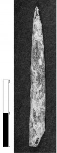 یک ابزار تیز که قدمتش به 38 تا 40 هزار سال پیش باز می گردد، این وسیله تیز قدیمی ترین ابزار استخوانی کشف شده در استرالیا است.