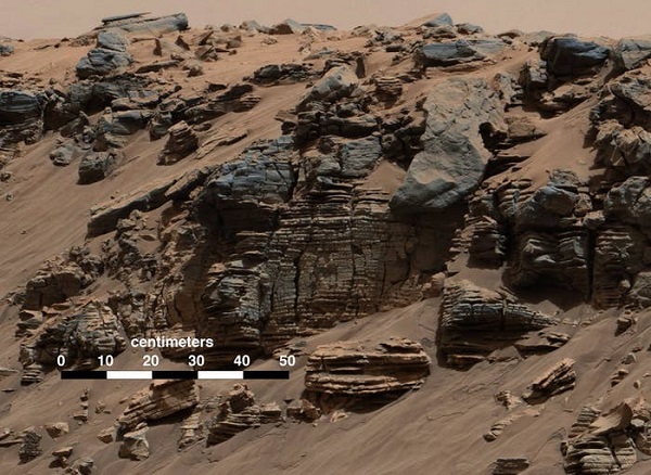 لایه‌های فرسایشی که تصور می‌شود، بقایای بستر دریاچه‌های مریخی باشند