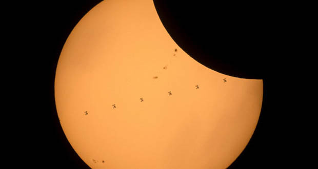 تصاویر حیرت انگیز ثبت شده از خورشید گرفتگی 30 مرداد
