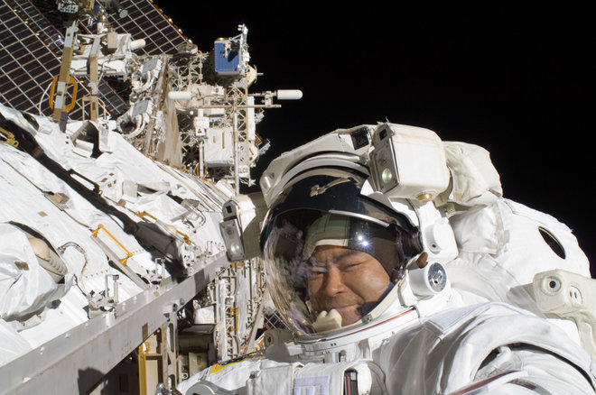 فضانورد ژاپنی در ایستگاه فضایی