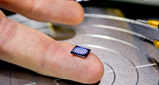کوچک ترین کامپیوتر دنیا ؛ رایانه ای به اندازه‌ی دانه نمک!