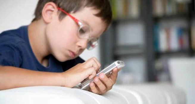 گوشی هوشمند مخصوص کودکان رونمایی شد! مدیریت تلفن همراه کودک