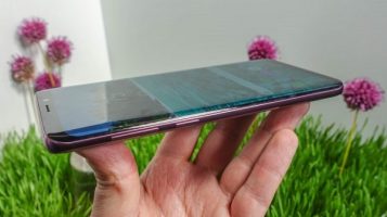 نمایشگر گلکسی اس 9 پلاس
