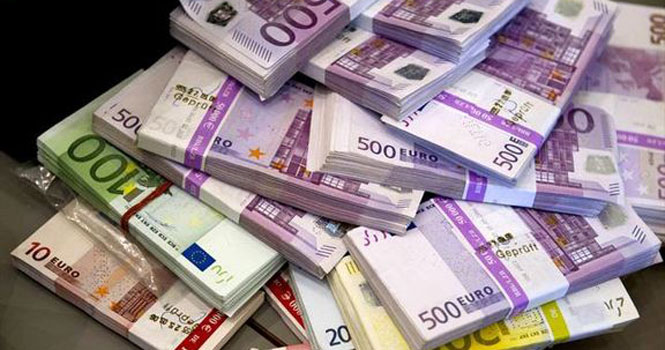 یورو رسما به عنوان جایگزین دلار در کشور انتخاب شد!