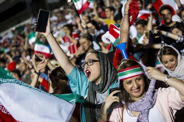 بازتاب بازی ایران و پرتغال در شبکه‌های اجتماعی ؛ فقط چند سانتی‌متر تا صعود!