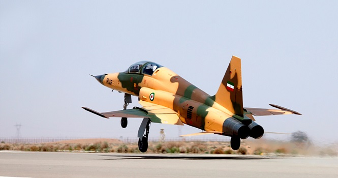 جنگنده کوثر ؛ از نخستین جت جنگنده ایرانی رونمایی شد