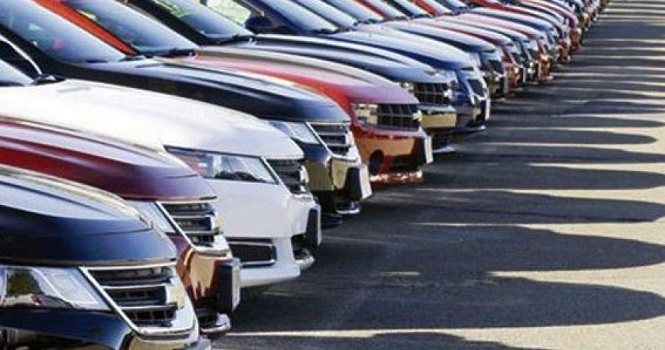 50 میلیون تومان کاهش قیمت خودروهای وارداتی در بازار ایران
