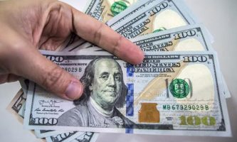 کاهش قیمت دلار