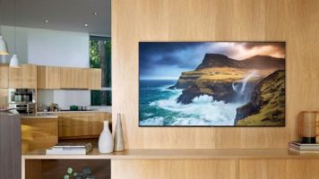 سامسونگ Q70R QLED TV 2019: یک تلویزیون میان رده قدرتمند با بیشتر ویژگی‌های یک تلویزیون پرچمدار
