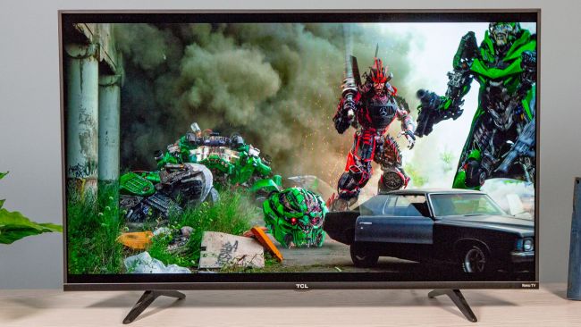 تی سی ال سری 5 روکو اسمارت 4K تی وی (TCL 5-Series Roku Smart 4K TV): بهترین تلویزیون 4K زیر 500 دلار