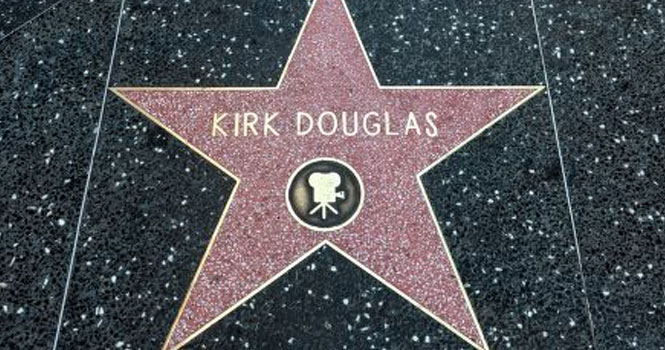 بهترین فیلم های کرک داگلاس ؛ مروری بر زندگینامه و جوایز و افتخارات Kirk Douglas