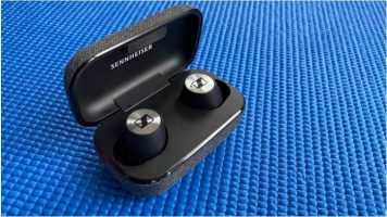 بهترین هدفون وایرلس واقعی از نظر کیفیت صدا: سنهایزر مومنتوم ترو وایرلس 2 (Sennheiser Momentum True Wireless 2)