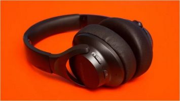 بهترین هدفون بی سیم کاهنده نویز اقتصادی جهان: انکر ساوند کور لایو کیو 20 (Anker Soundcore Life Q20)
