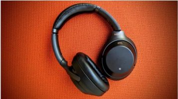برترین هدفون وایرلس کاهنده نویز بازار: سونی دبلیو اچ – 1000 ایکس ام 3 (Sony WH-1000XM3)