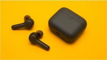 بهترین هدفون وایرلس واقعی 100 دلاری: انکر ساوند کور لیبرتی ایر 2 (Anker Soundcore Liberty Air 2)
