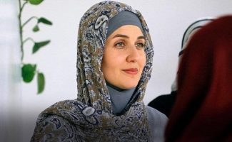 گلوریا هاردی
