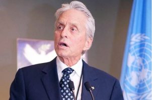 17- مایکل داگلاس: دارایی خالص 300 میلیون دلار