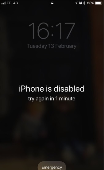 معنی و دلیل رخ دادن خطای iPhone is Disabled