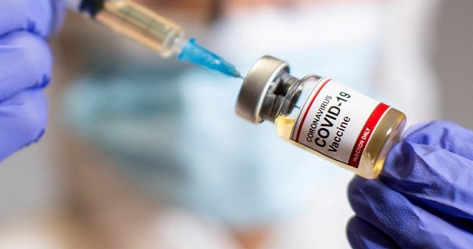 وزیر بهداشت: برای خرید واکسن کرونا درخواست داده ایم