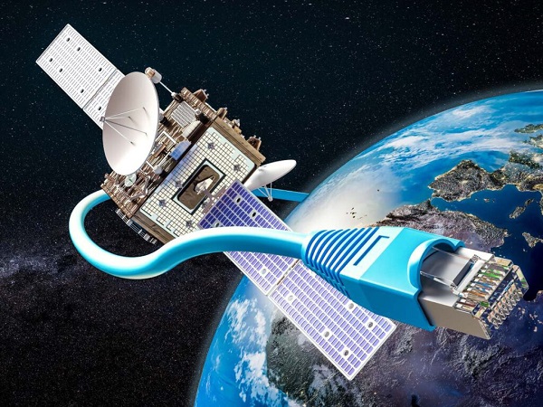 اسپیس ایکس به دنبال مجوز ارائه اینترنت ماهواره ای