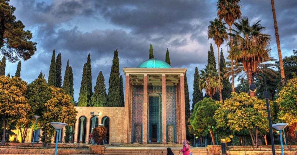 راهنمای کامل سفر با اتوبوس به شیراز 