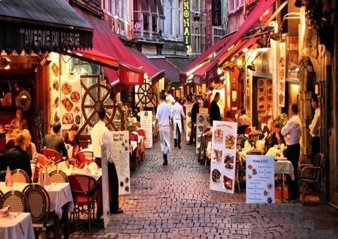 خیابان فرانسوی یا الجزایر - خیابان های معروف استانبول