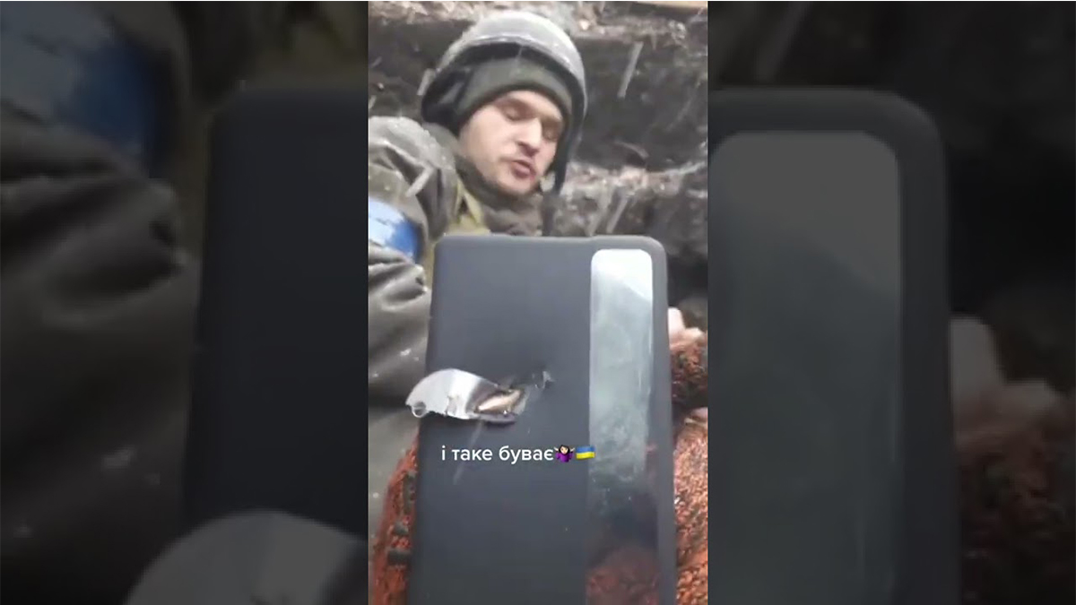 یک گوشی سامسونگ جان سرباز اوکراینی را نجات داد؛ احتمالا یک S21 FE