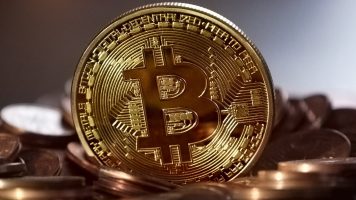 اصلاح قیمت بیت کوین : بیت کوین ممکن است تا 12 هزار دلار کاهش پیدا کند