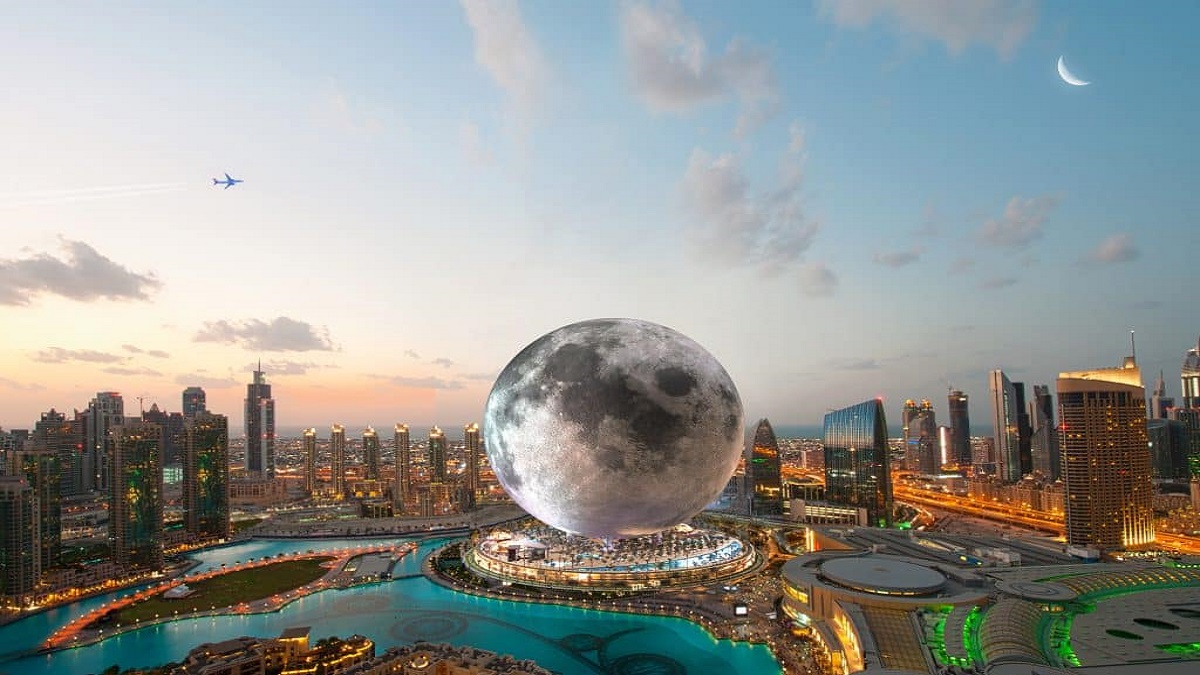 ماه مصنوعی در دبی
