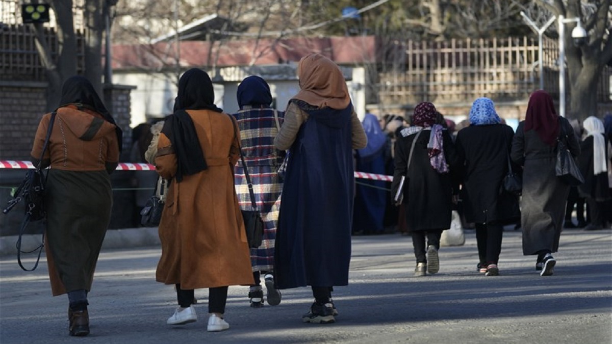اعلام ممنوعیت تحصیل زنان در افغانستان توسط طالبان، واکنش‌های زیادی در پی داشته است. حال در یک اقدام ستودنی، خبر از رایگان شدن استفاده از فیلیمو مدرسه برای دختران افغانستانی رسیده است.