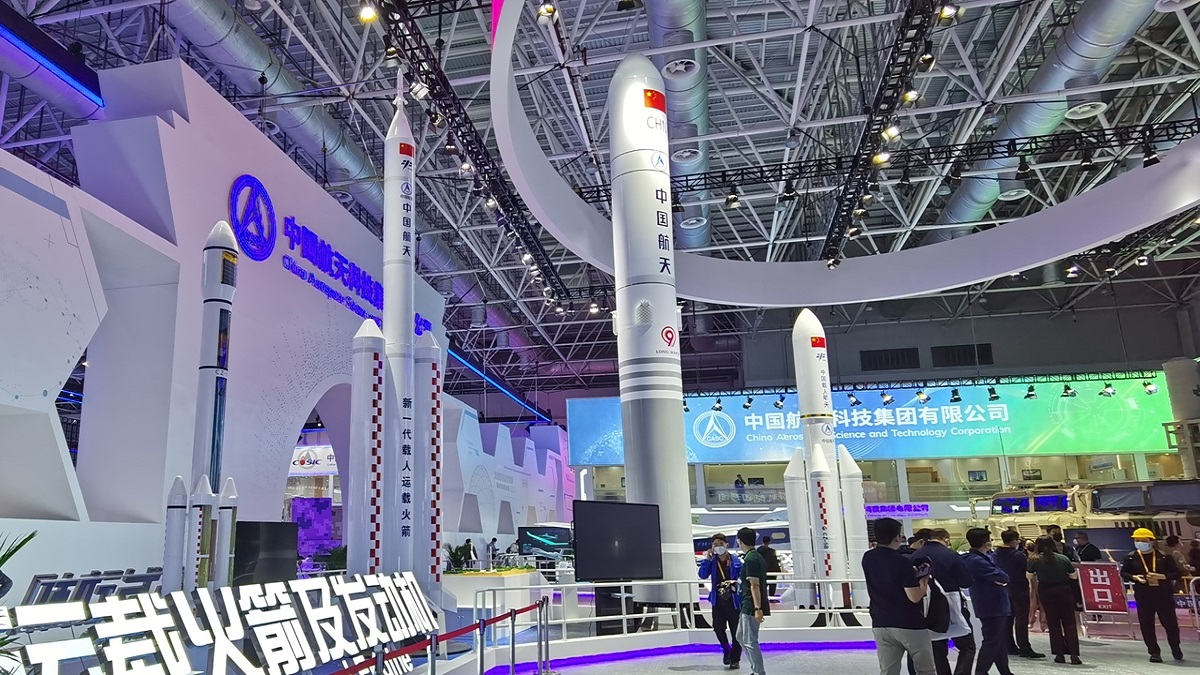 ساخت موشکی برای اعزام فضانورد به ماه توسط چین