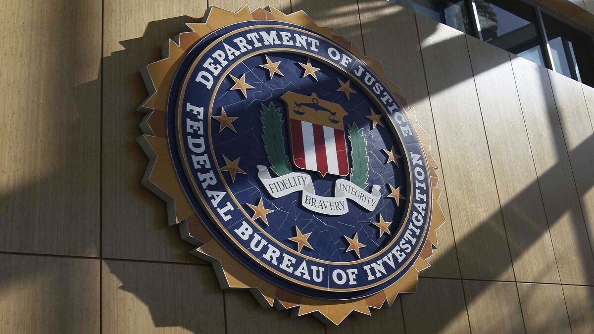 یک هکر بعد از هک کردن FBI اطلاعات حساس پلیس فدرال را به فروش گذاشت!