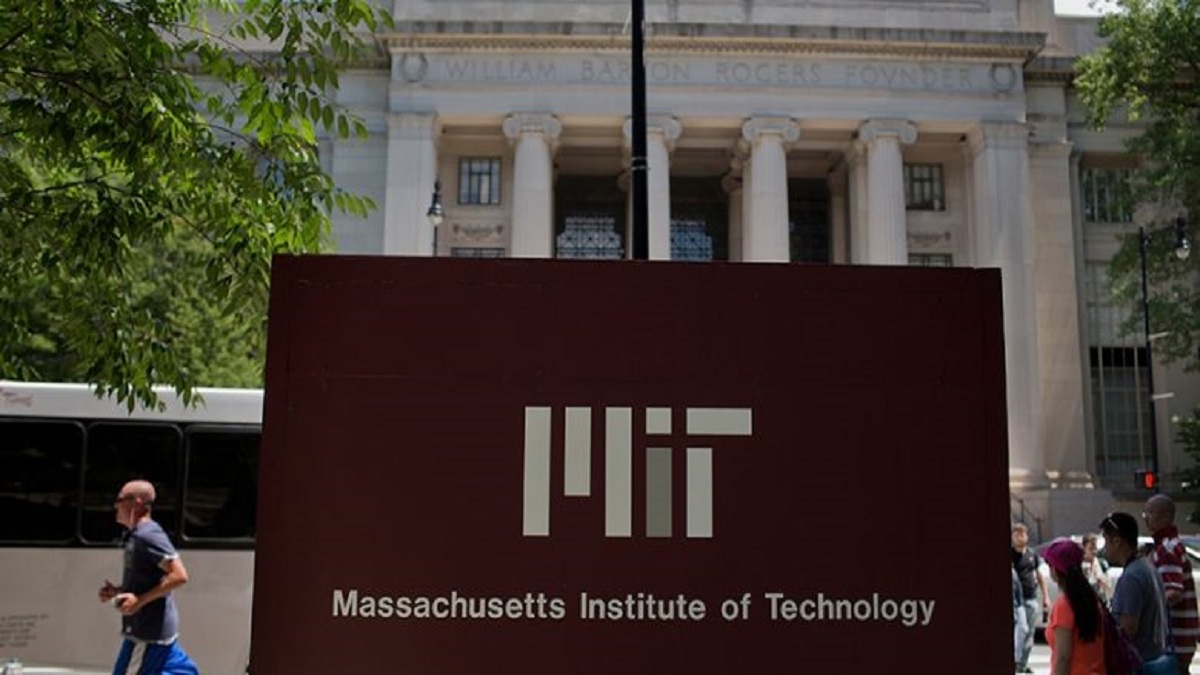 رکوردشکنی سرعت اینترنت ماهواره‌ای با فناوری جدید MIT