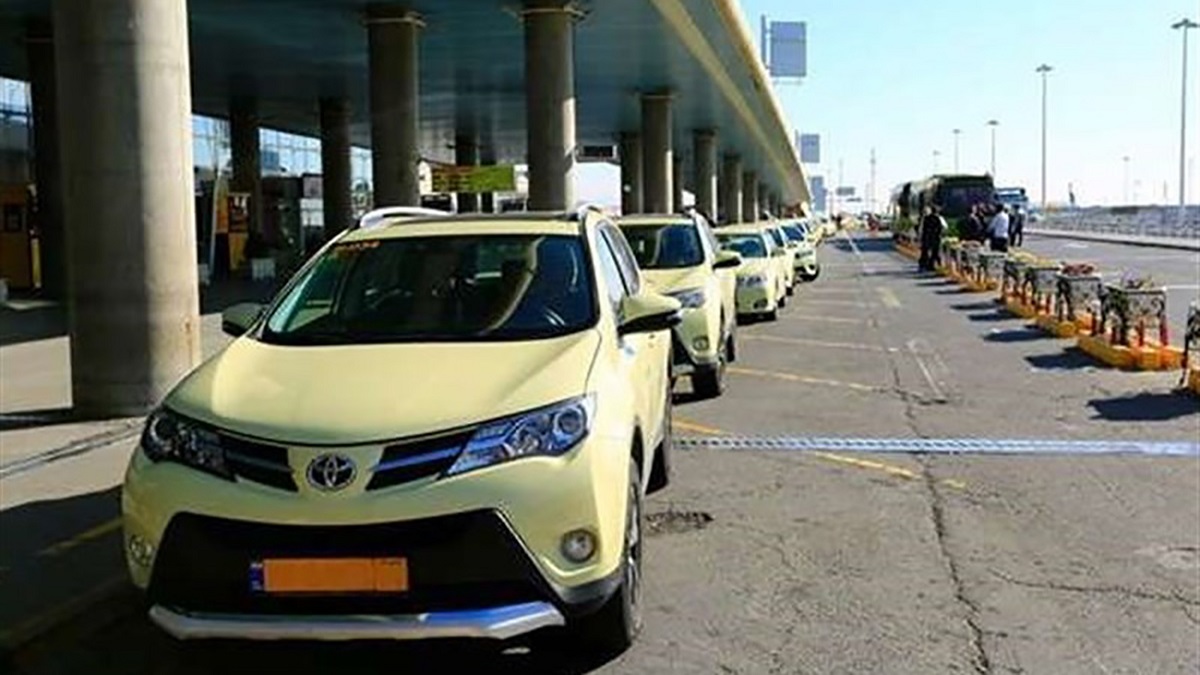 تاکسی های فرودگاه امام اینترنتی شدند؛ حذف اسنپ و تپسی به نفع اپ جدید! [+عکس]