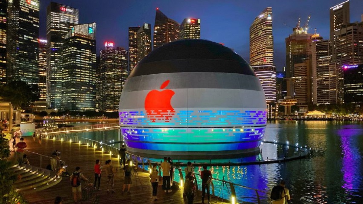نخستین فروشگاه شناور اپل در سنگاپور رونمایی شد [+عکس]