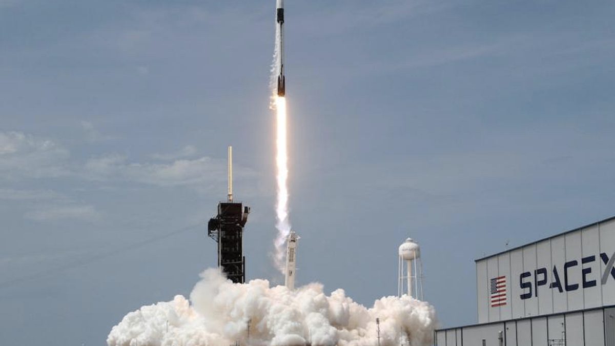 مجوز آزمایش مداری استارشیپ صادر شد؛ قدرتمندترین موشک تاریخ 28 فروردین پرتاب می‌شود