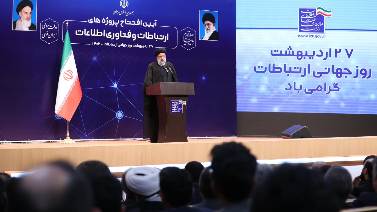 افتتاح سرویس فیبر نوری ایرانسل در حضور رئیس جمهور انجام شد