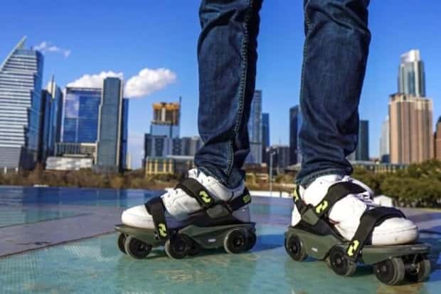کفش‌های مبتنی بر هوش مصنوعی مون واکر معرفی شدند