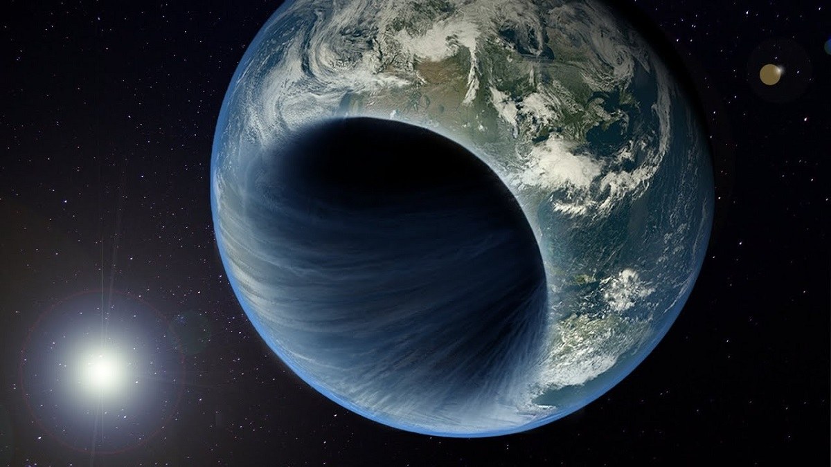 آیا زمین درون یک سیاهچاله است؟