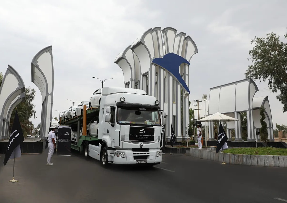 صادرات محصولات کرمان موتور به عراق آغاز شد